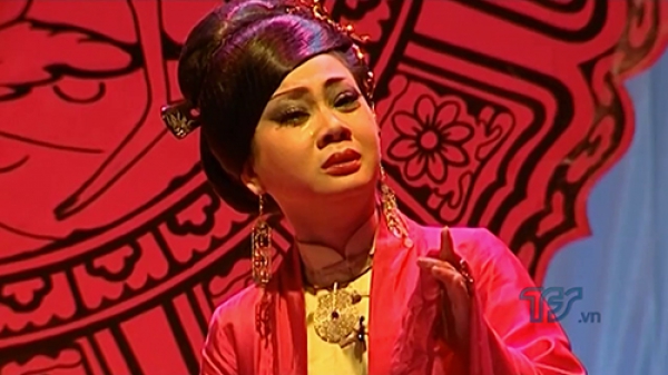 Nghệ sĩ Hoàng Trinh