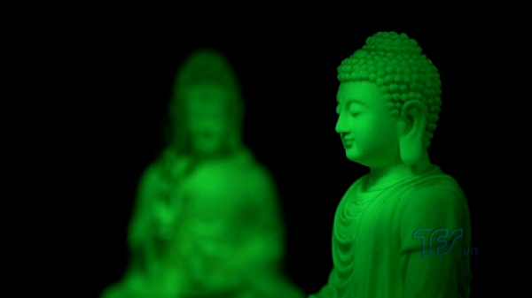 Phật ngọc phát sáng